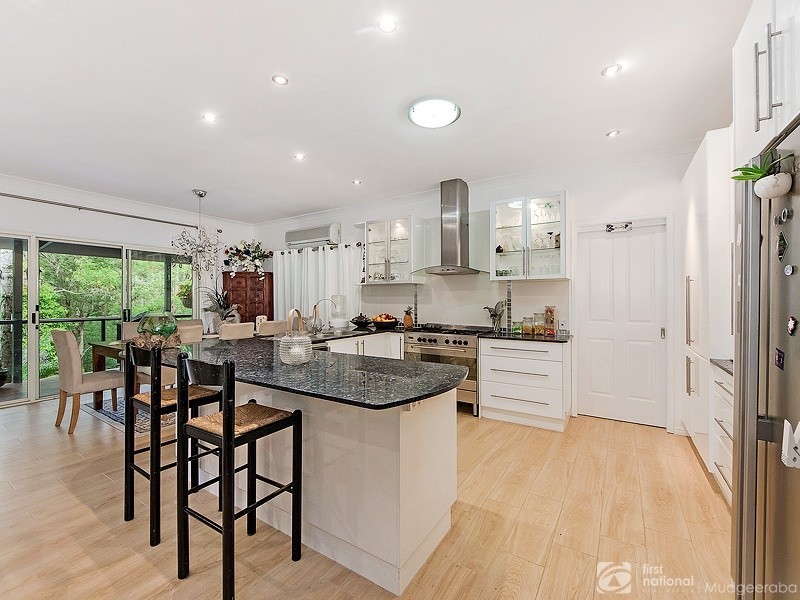 118 Waters Road, Bonogin QLD 4213