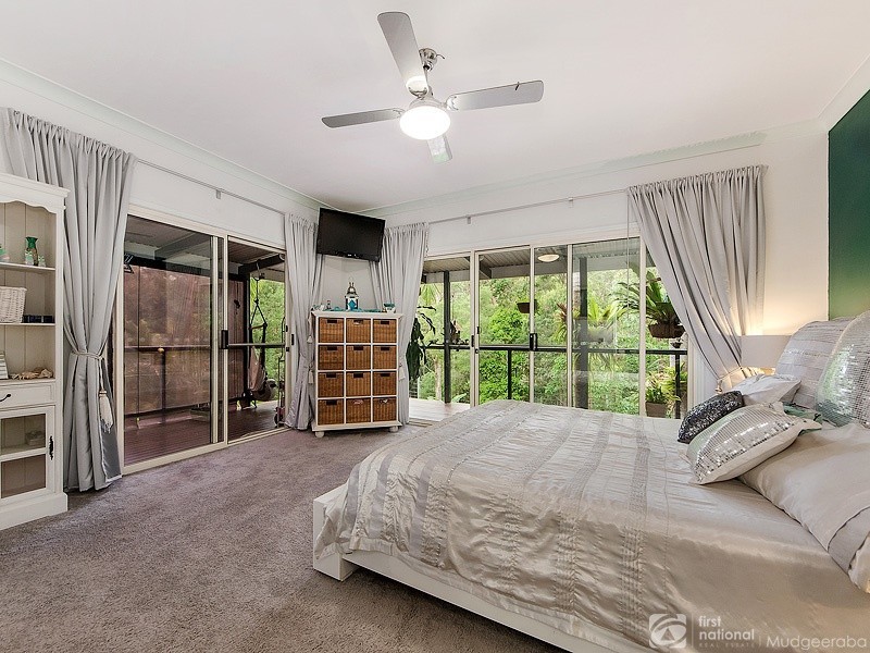 118 Waters Road, Bonogin QLD 4213