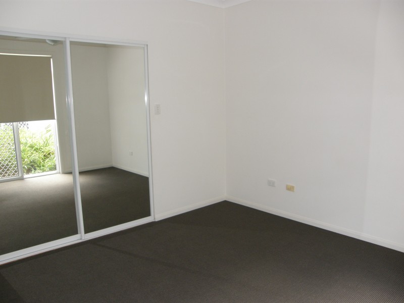 9 Highgate Lane, Robina QLD 4226