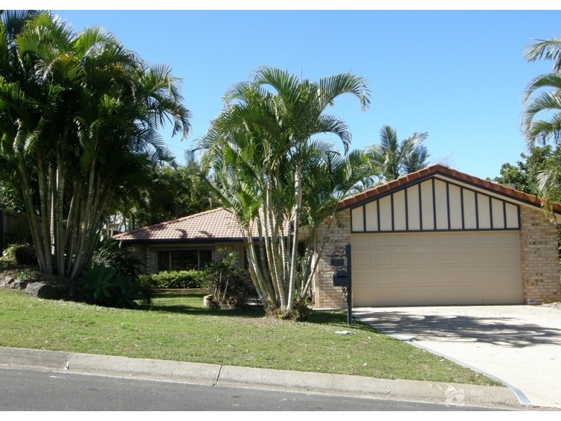 28 Tuena Street, Mudgeeraba QLD 4213