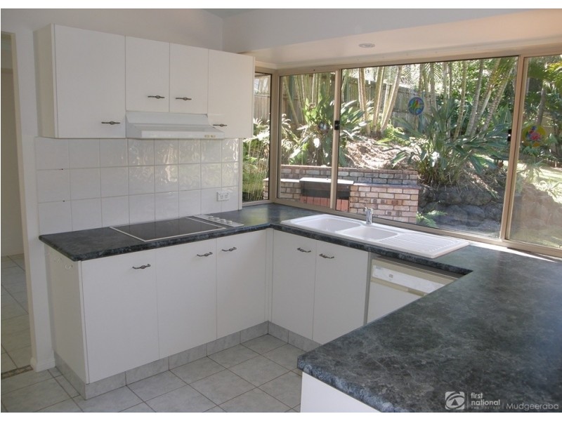 28 Tuena Street, Mudgeeraba QLD 4213