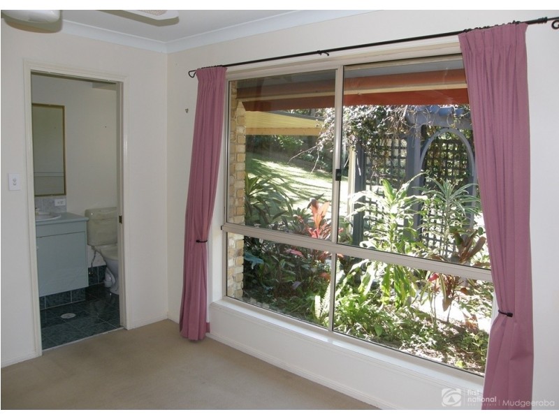 28 Tuena Street, Mudgeeraba QLD 4213