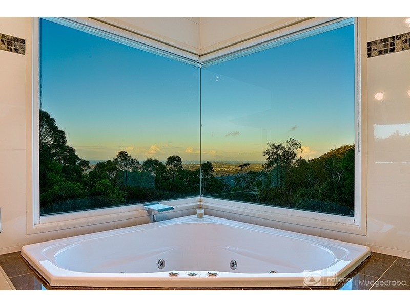 443 The Panorama, Tallai QLD 4213