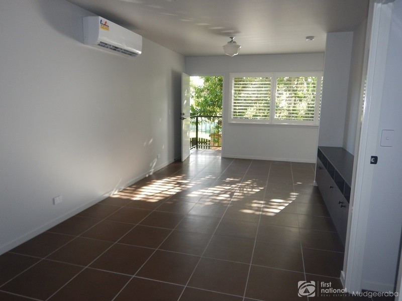 10 Sarath Street, Mudgeeraba QLD 4213