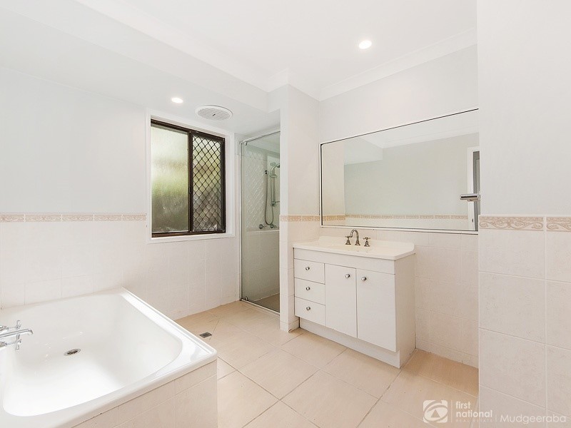67 Cobai Drive, Mudgeeraba QLD 4213