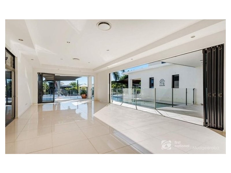 44 Coomera Court, Helensvale QLD 4212