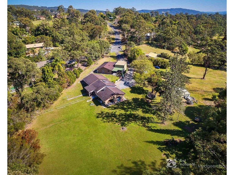 11 Warra Court, Mudgeeraba QLD 4213