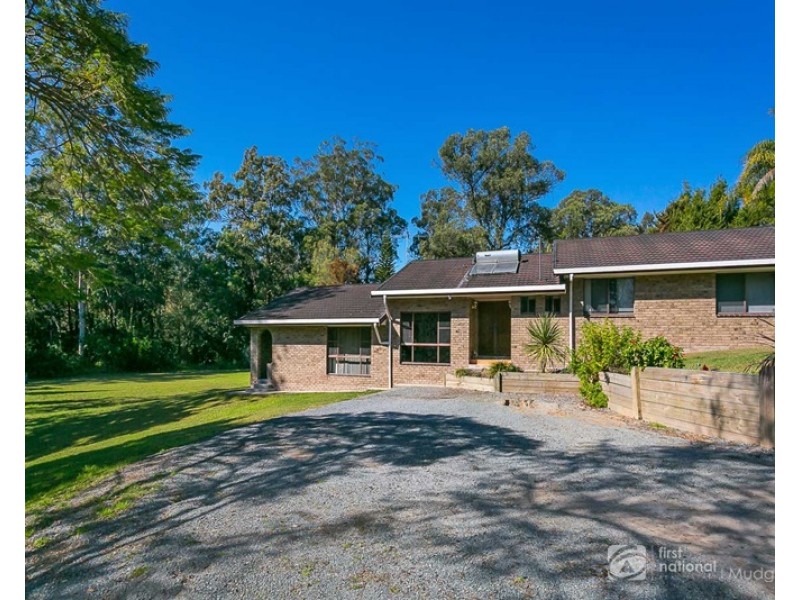 11 Warra Court, Mudgeeraba QLD 4213