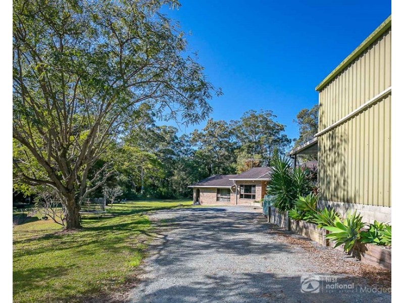 11 Warra Court, Mudgeeraba QLD 4213