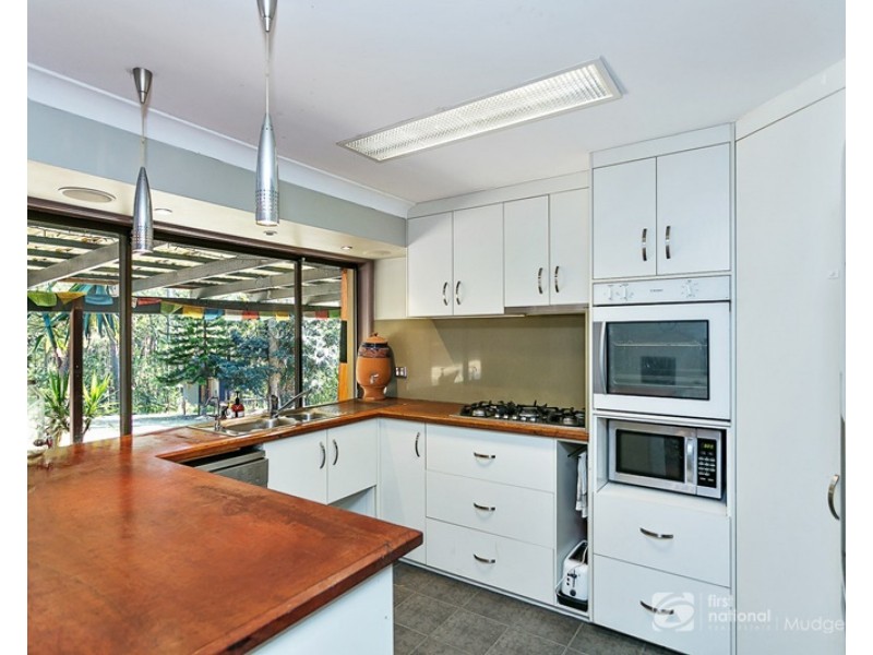 13 Wallaby Drive, Mudgeeraba QLD 4213