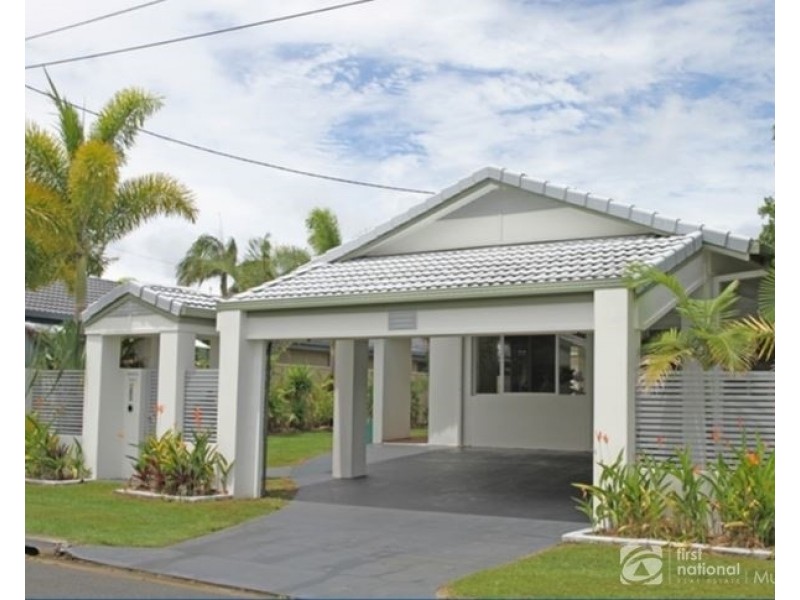 24 Kingfisher Crescent, Burleigh Waters QLD 4220
