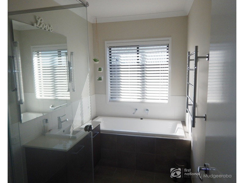 21 Dorretti Circuit, Upper Coomera QLD 4209