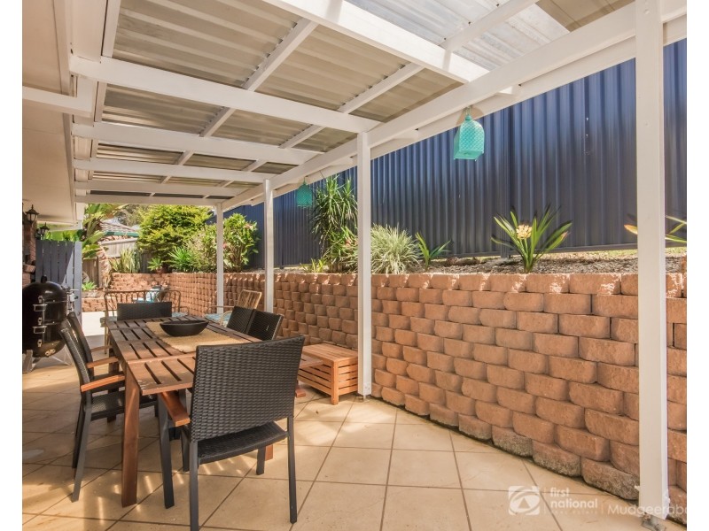 6 Parklake Drive, Mudgeeraba QLD 4213