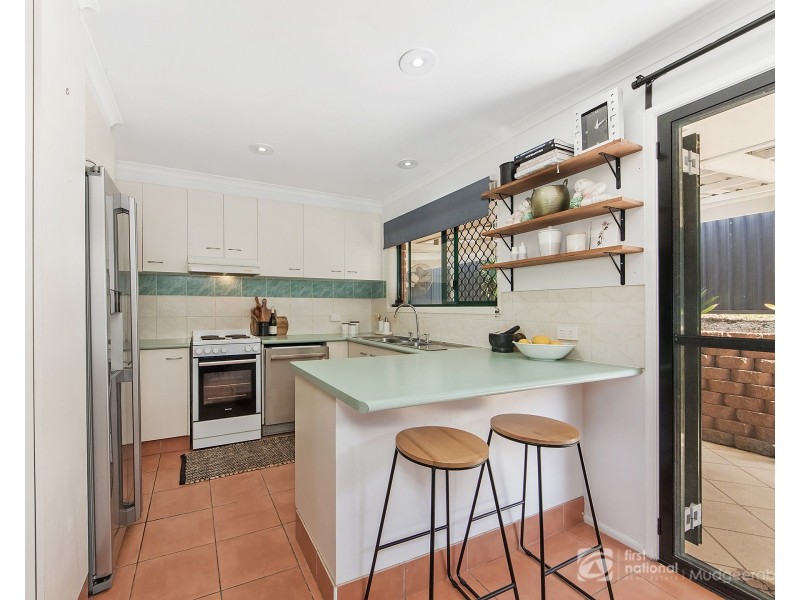 6 Parklake Drive, Mudgeeraba QLD 4213