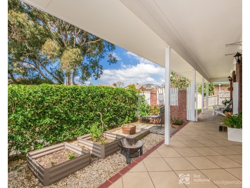 6 Parklake Drive, Mudgeeraba QLD 4213