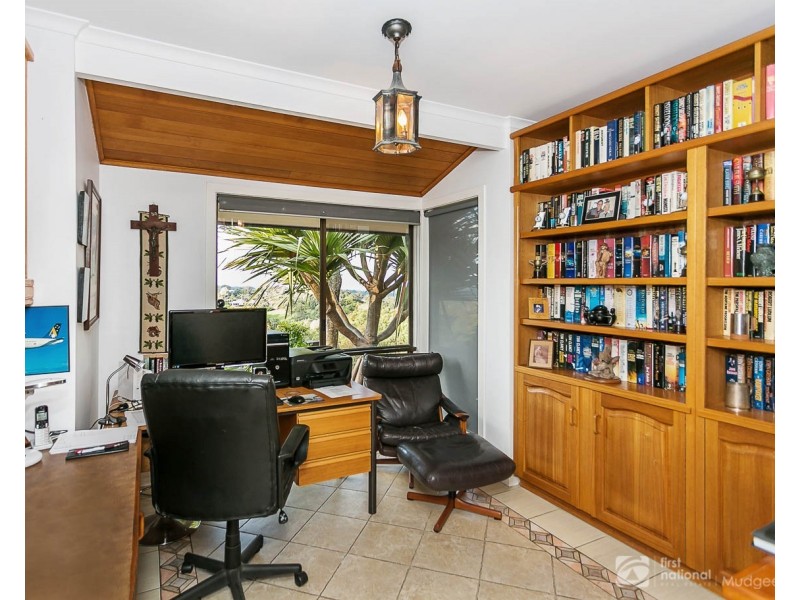 19 Grandview Terrace, Tallai QLD 4213