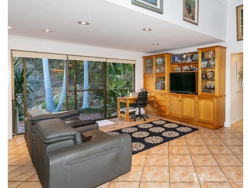 19 Grandview Terrace, Tallai QLD 4213
