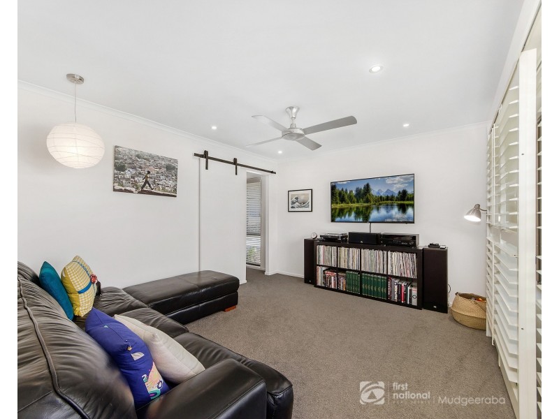 4 Kiowa Drive, Mudgeeraba QLD 4213