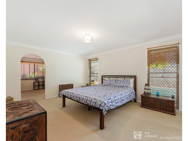 13 Rainbow Drive, Mudgeeraba QLD 4213