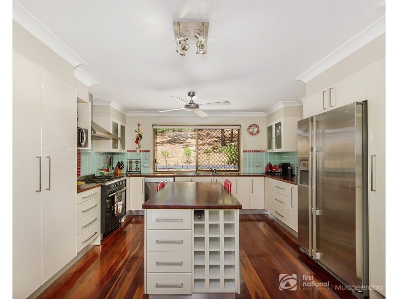 35 Thredbo Drive, Worongary QLD 4213