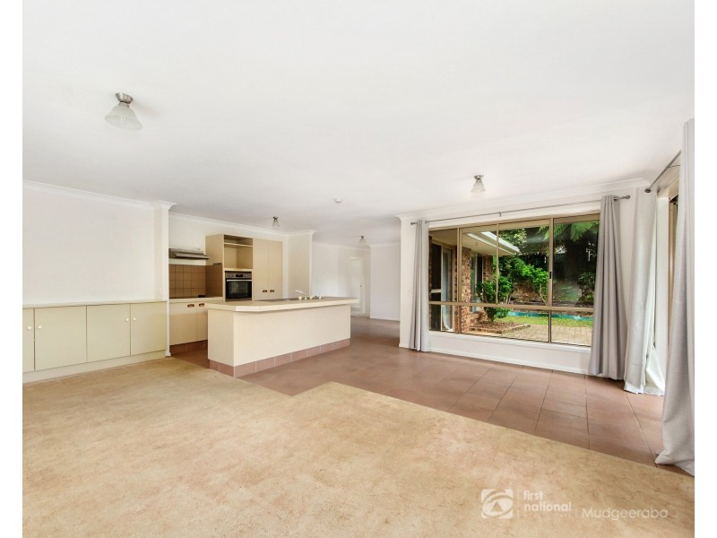 6 Lloyds Road, Springbrook QLD 4213