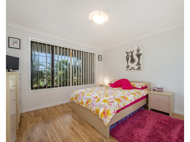 2/77 Railway Street, Mudgeeraba QLD 4213