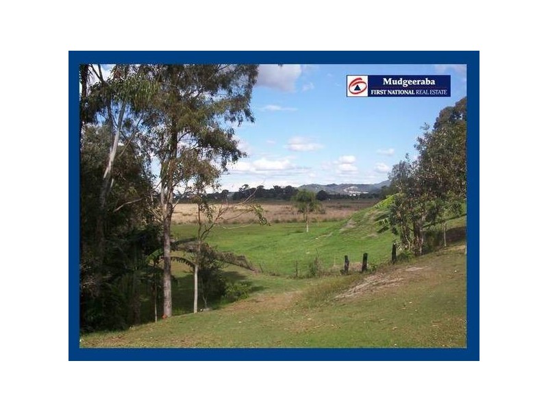 27 & 31 Bourton Road, Merrimac QLD 4226