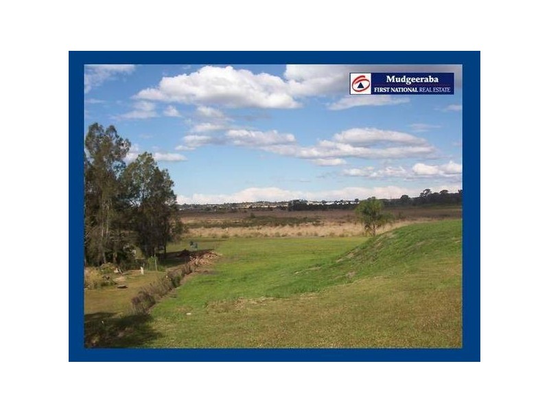 27 & 31 Bourton Road, Merrimac QLD 4226