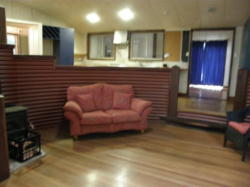 25 Gwongorella Parade, Springbrook QLD 4213