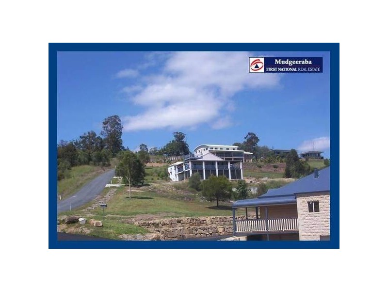 352 Chesterfield Drive, Bonogin QLD 4213