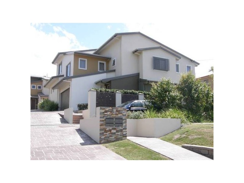 2/21 Robert Street, Mudgeeraba QLD 4213