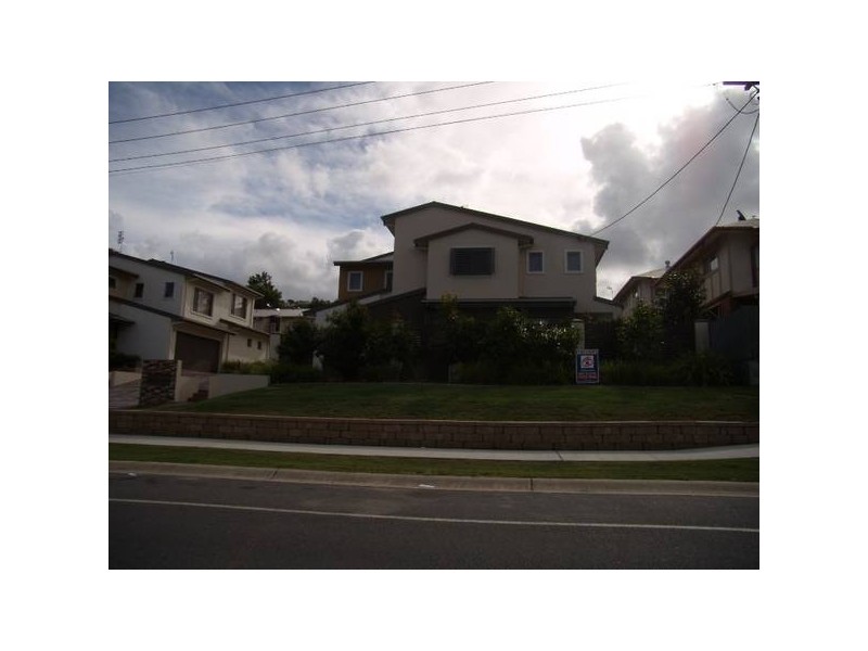 2/21 Robert Street, Mudgeeraba QLD 4213