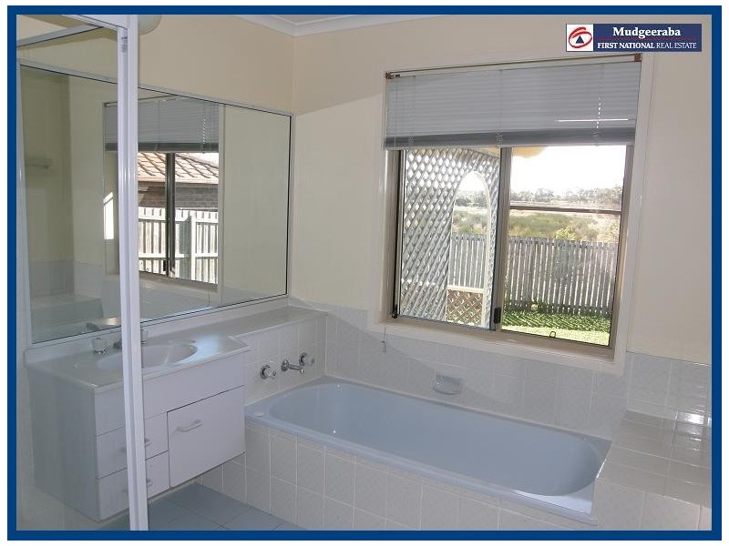 29 Cabot Court, Merrimac QLD 4226