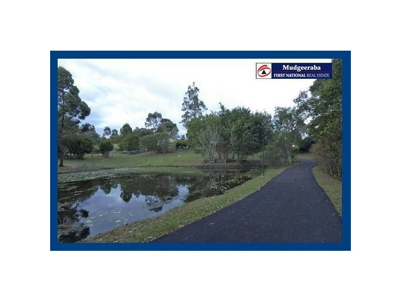 8 Moondance Court, Bonogin QLD 4213