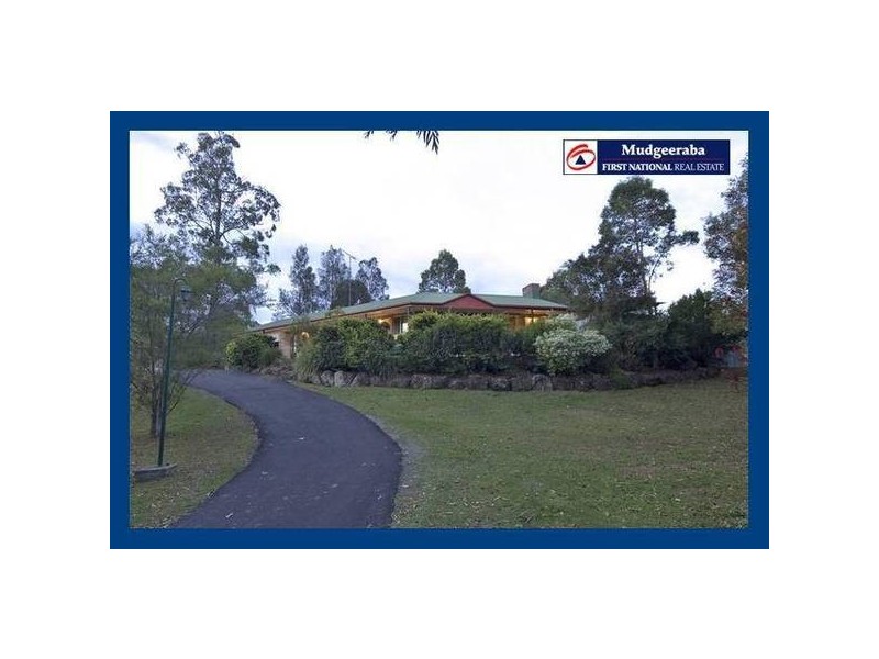 8 Moondance Court, Bonogin QLD 4213