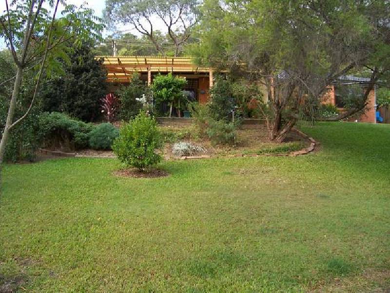 33 Moonbeam Parade, Mudgeeraba QLD 4213
