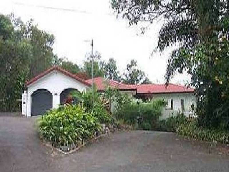 Bellview Crescent, Ashmore QLD 4214