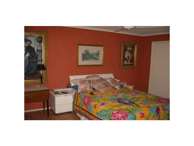 Bellview Crescent, Ashmore QLD 4214