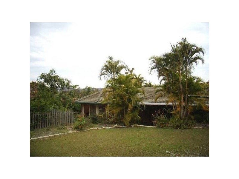 Injune Place, Mudgeeraba QLD 4213