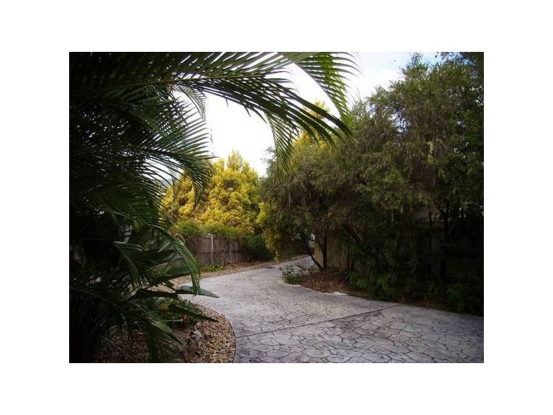 Injune Place, Mudgeeraba QLD 4213