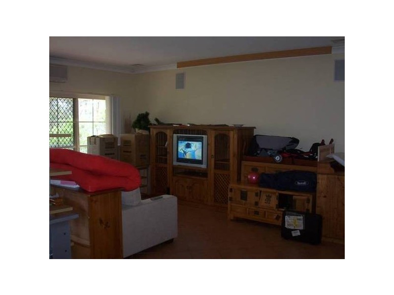 26 Lomatia Court, Bonogin QLD 4213