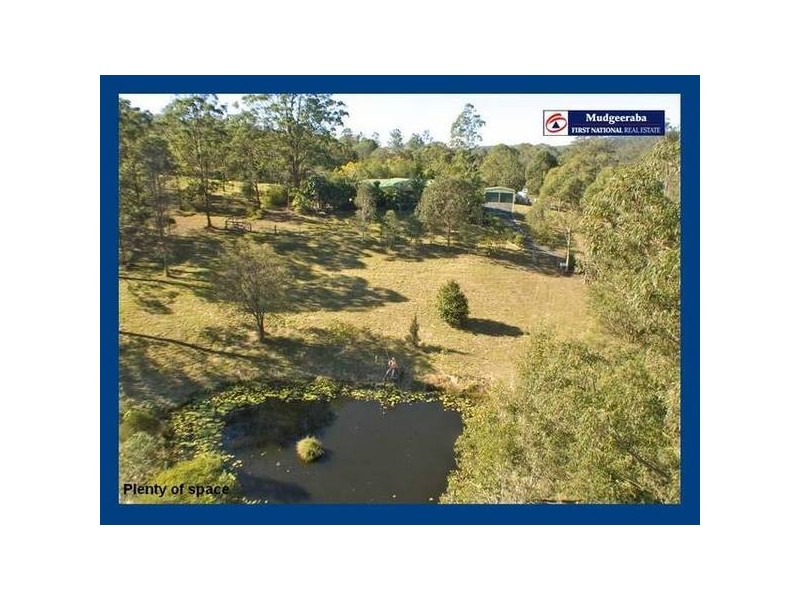 523 Bonogin Road, Bonogin QLD 4213