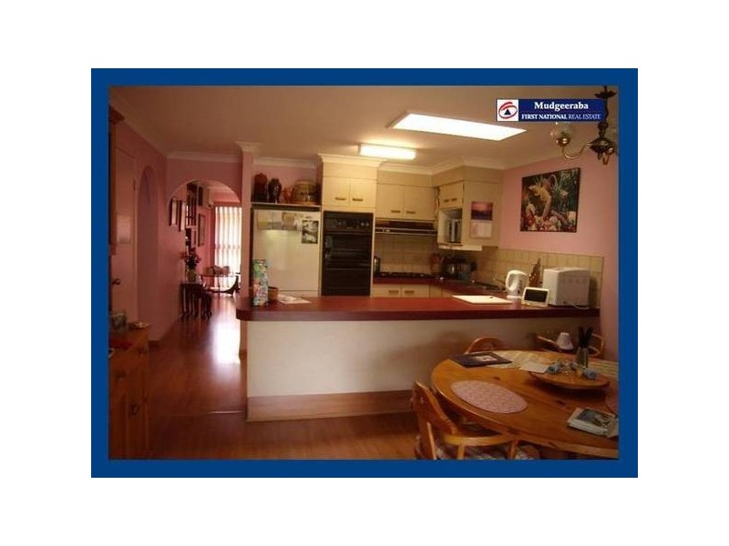 10 Redleaf Court, Burleigh Heads QLD 4220