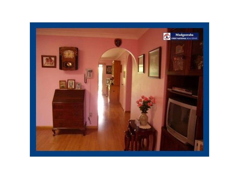 10 Redleaf Court, Burleigh Heads QLD 4220