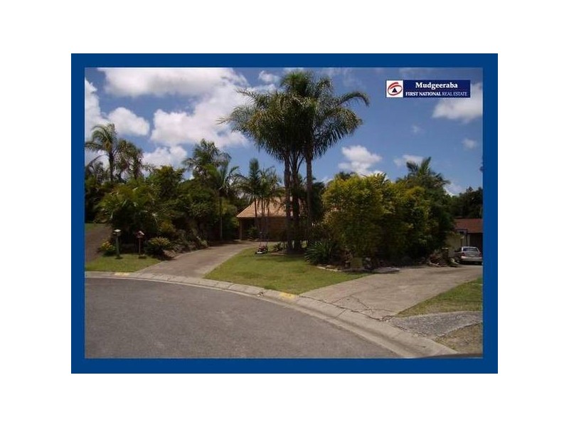 19 Issell, Highland Park QLD 4211