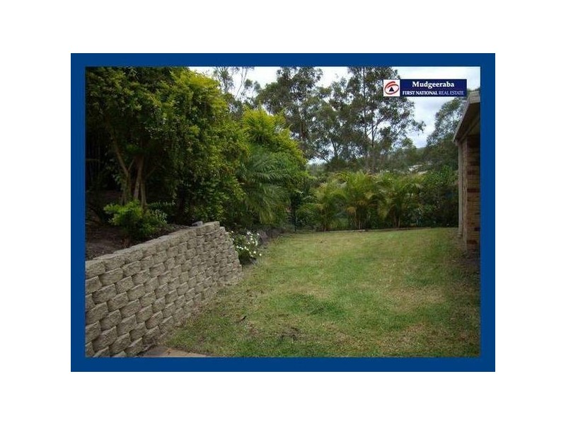 19 Issell, Highland Park QLD 4211