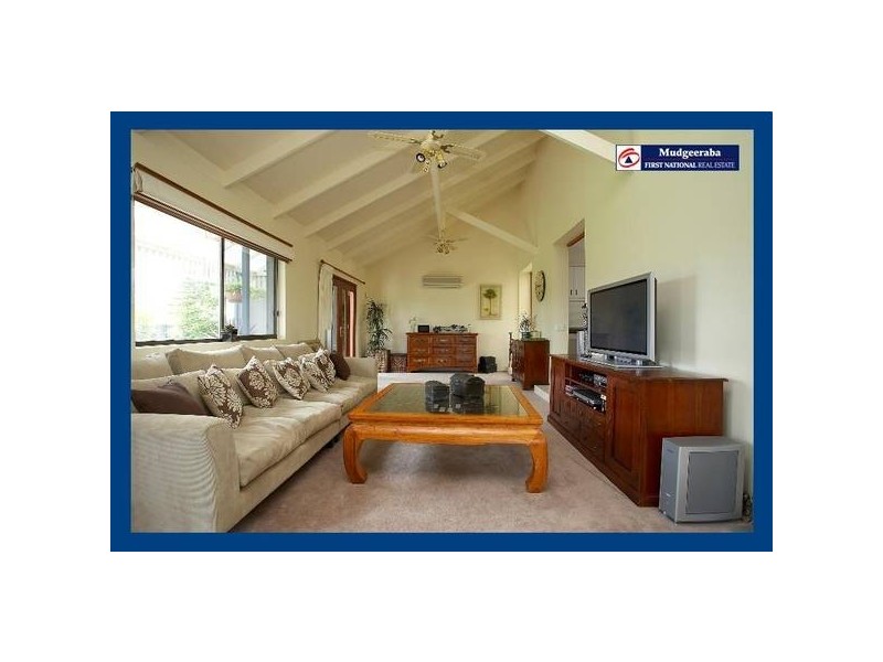 2 Princess Place, Tallai QLD 4213