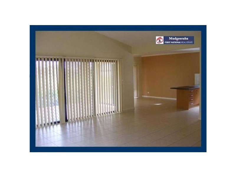 6 Entry Drive, Merrimac QLD 4226