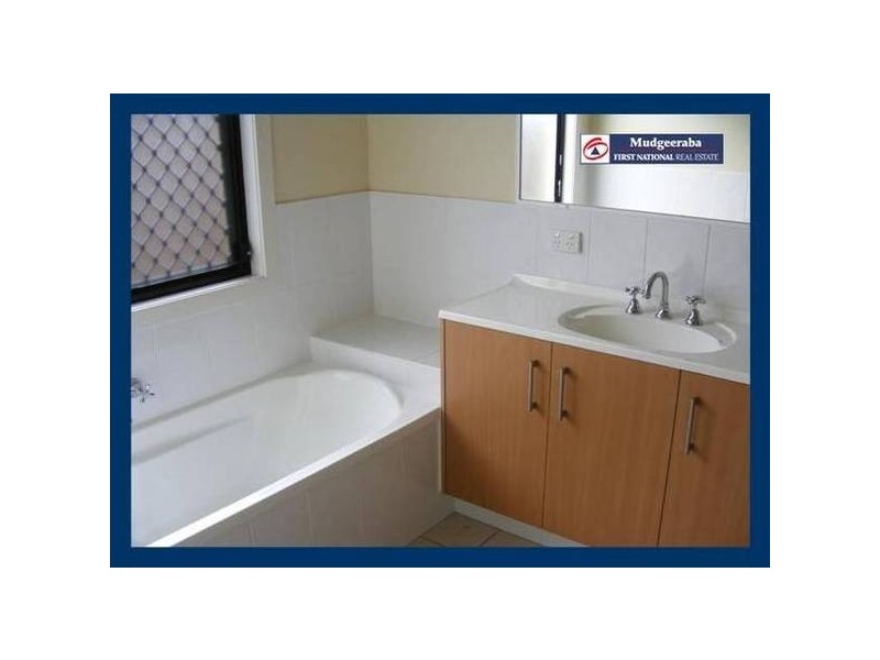 6 Entry Drive, Merrimac QLD 4226