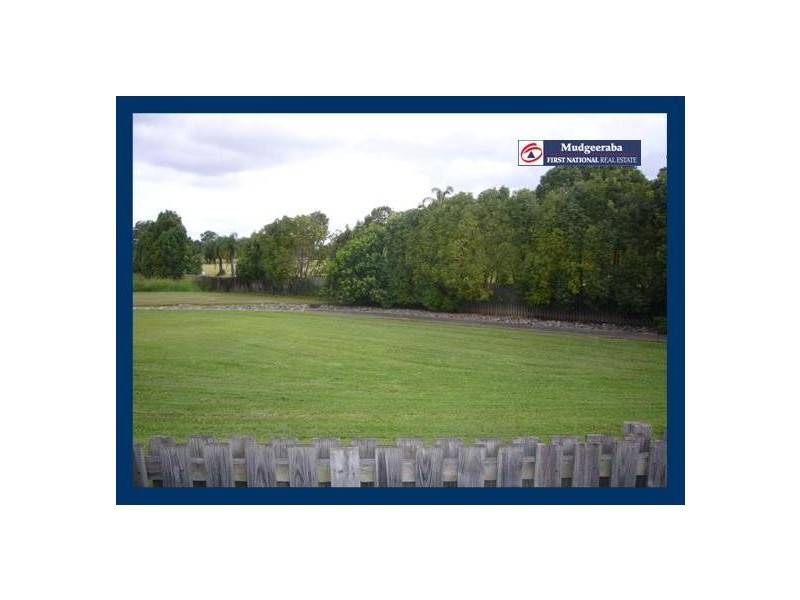 15 County Lane, Merrimac QLD 4226